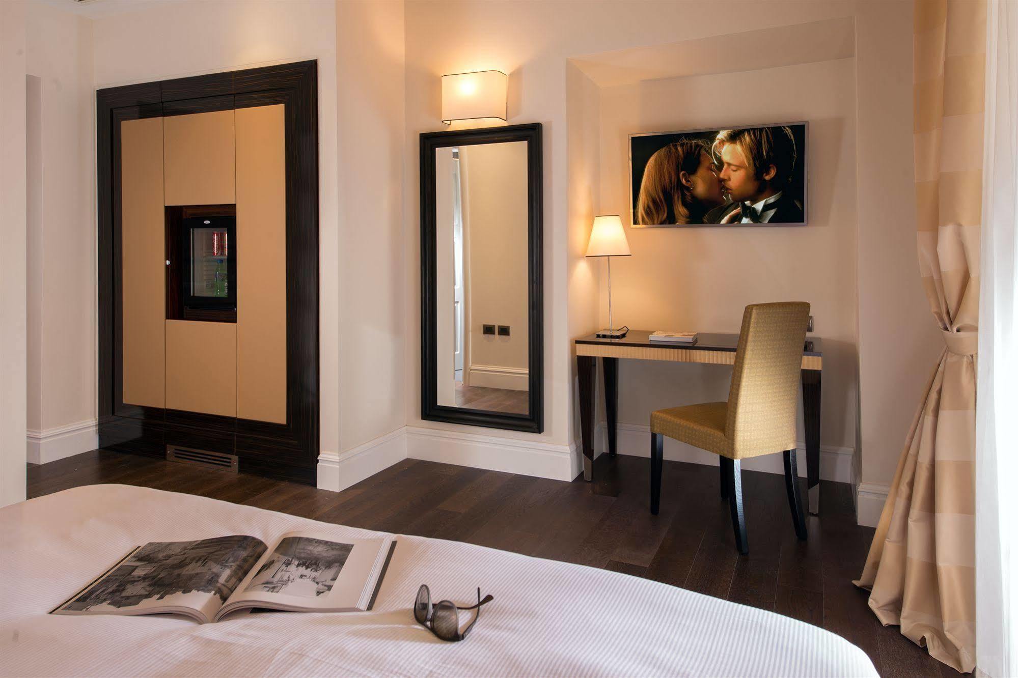 Tridente Suites Rome Extérieur photo